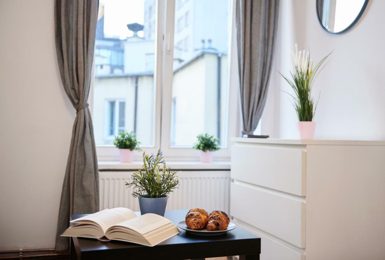 Apartments Chmielna 24 By Renters Warszawa Zewnętrze zdjęcie
